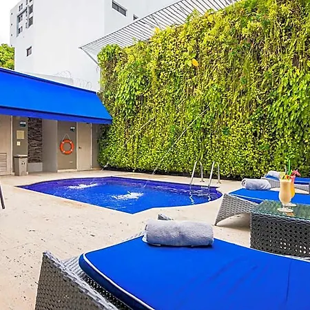 Varanasi Boutique Aeropuerto Hotel 3*
