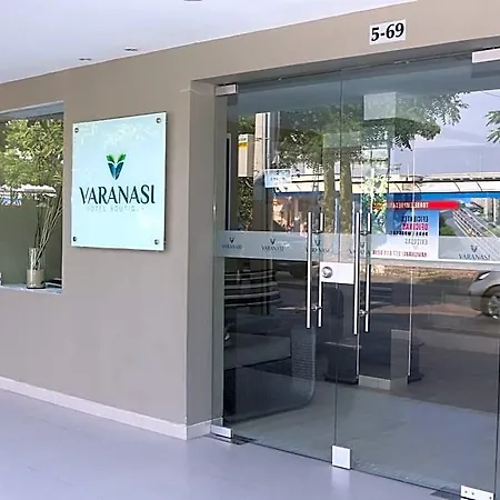 Hotel Varanasi Boutique Aeropuerto 3*