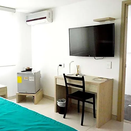 Hotel Varanasi Boutique Aeropuerto 3*