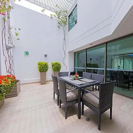 Varanasi Boutique Aeropuerto Cartagena